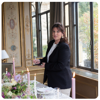 Caroline, votre wedding planner dédiée à votre écoute